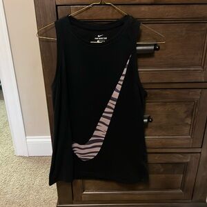 Womens Nike dry fit tank top. Size XS.